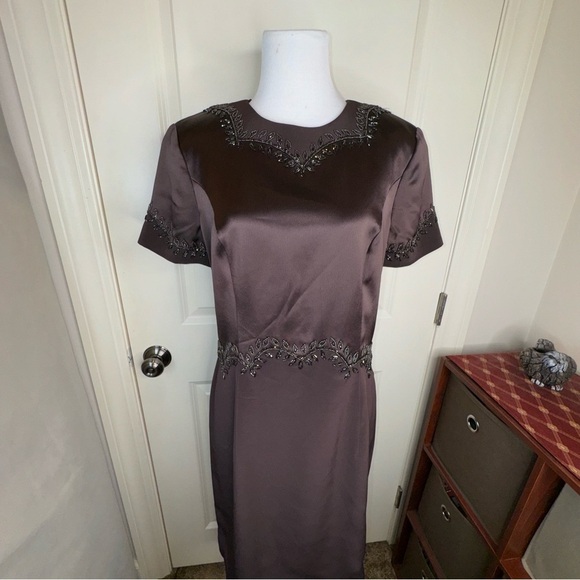Vintage Oleg Cassini Black Tie Brown Satin Beaded Short Sleeve Dress Sz 12 - Picture 16 of 17